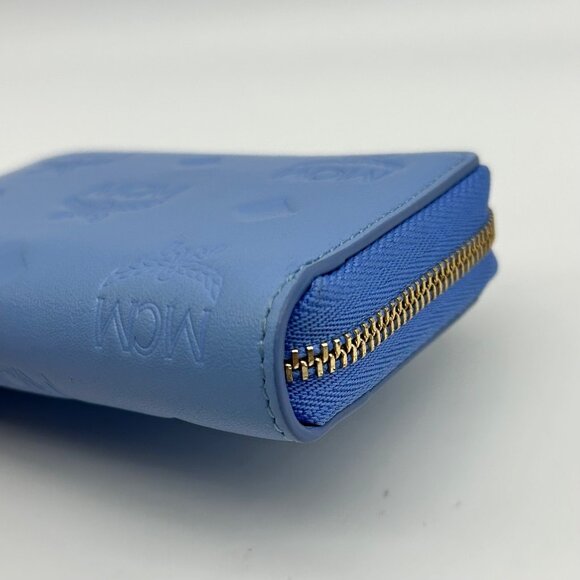 MCM Aren Della Robbia Blue Embossed Monogram Leather Card Case - Picture 8 of 12